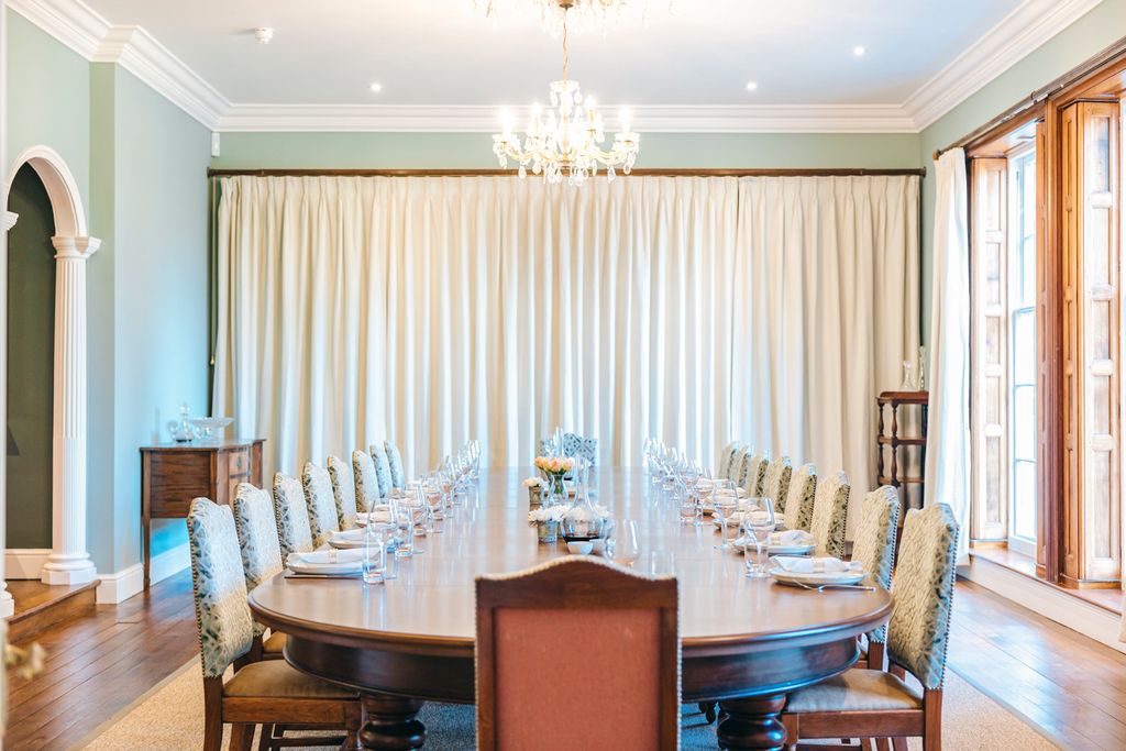 Elton Park Midlands Olivers Travels 4