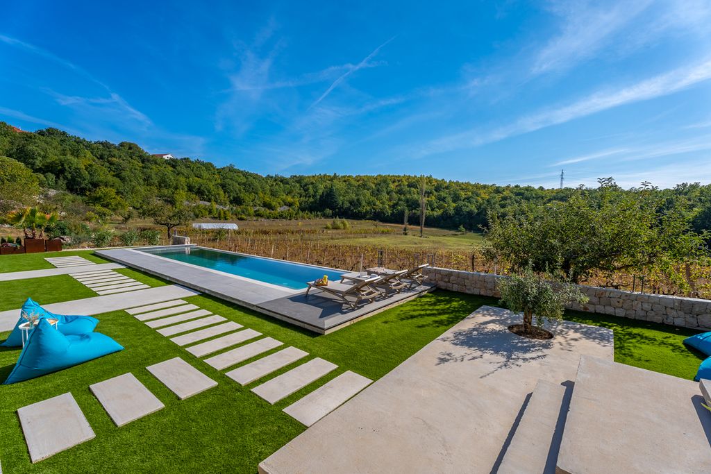 Villa Vine Dalmatia Coast Olivers Travels 2