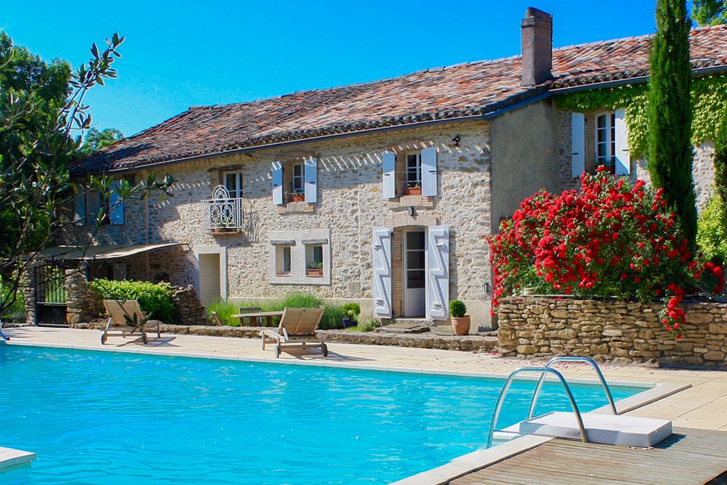 Le Jardin Des Fleurs Languedoc Olivers Travel 1