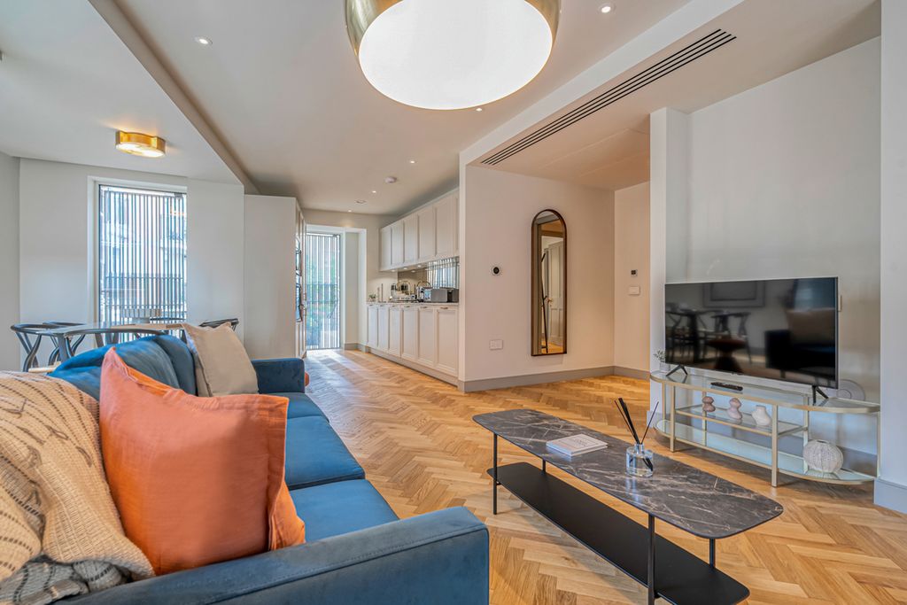 Jackman Apartment London Olivers Travels 2