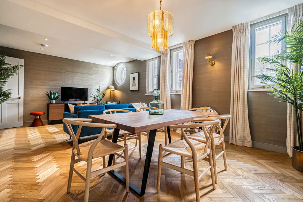 La Rose Apartment London Olivers Travels 4