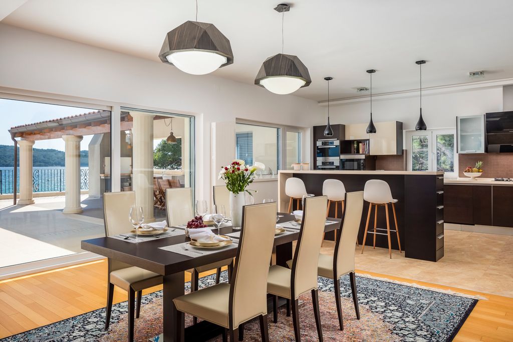 Villa Marelle Dalmatia Olivers Travels 4