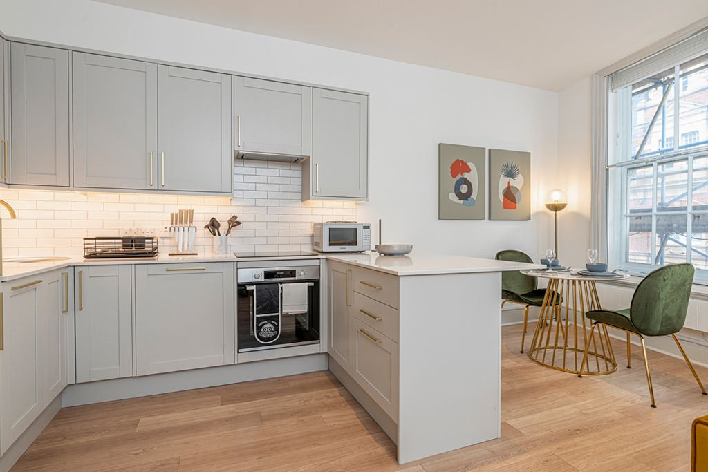 Wagon Apartment London Olivers Travels 4