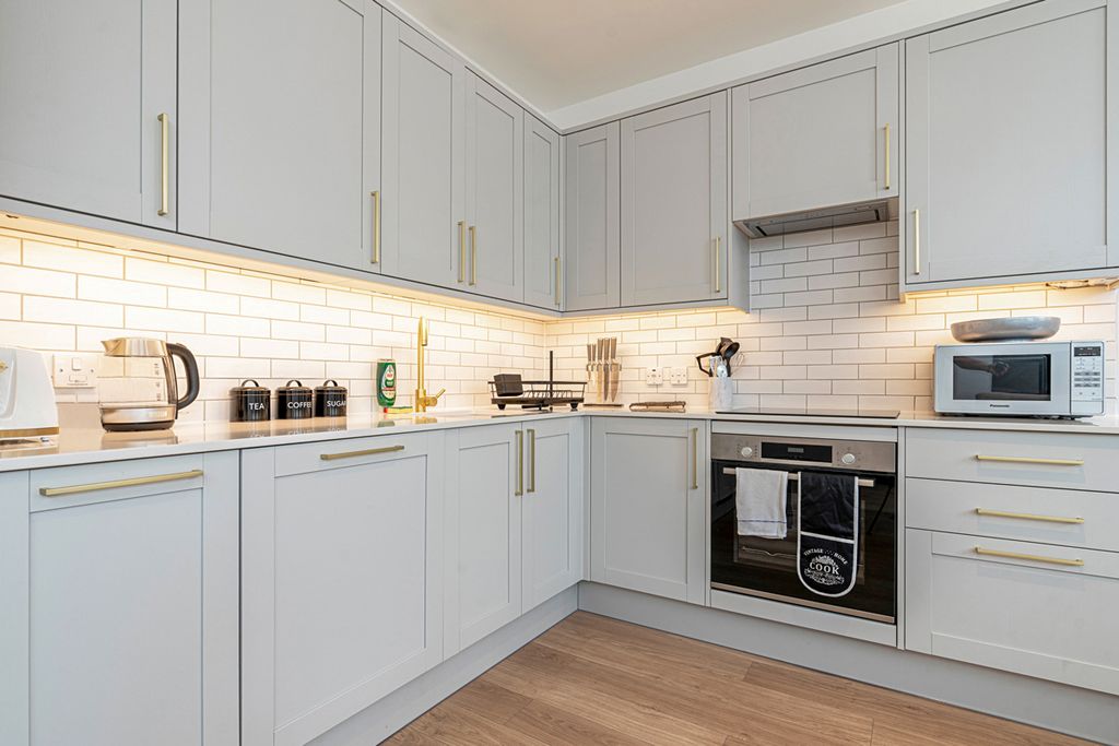 Jaffa Apartment London Olivers Travels 4