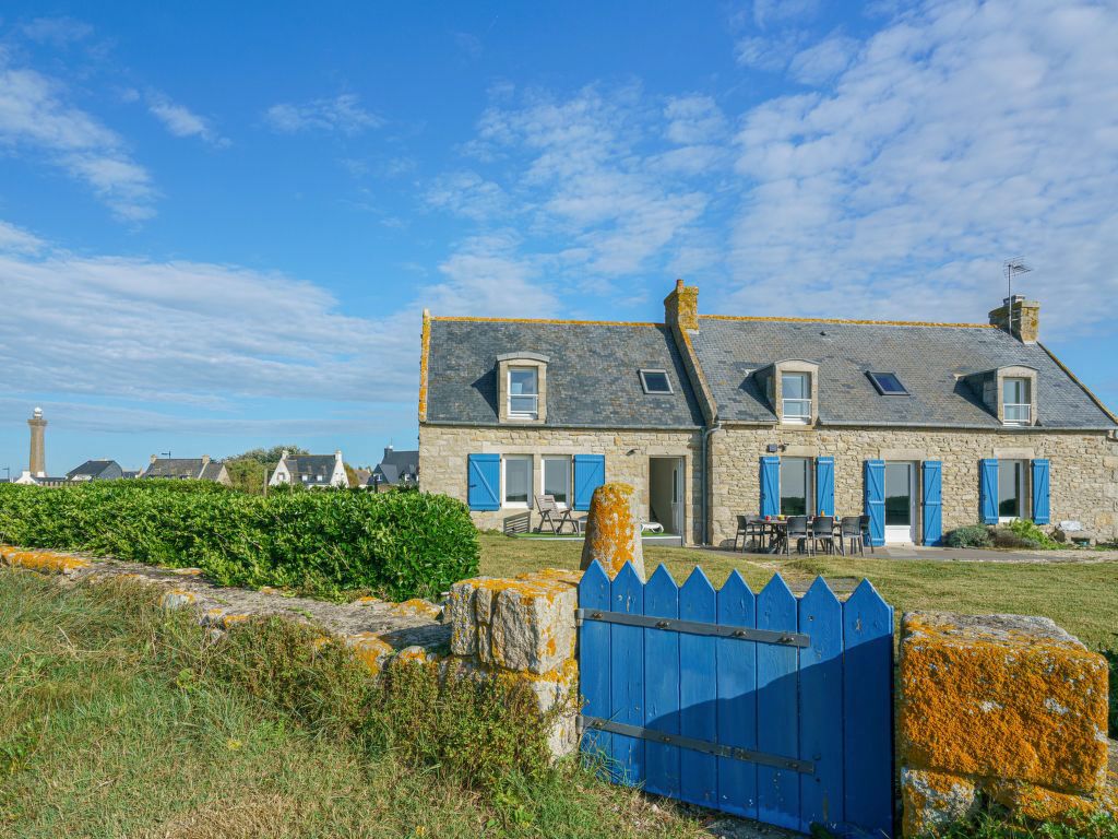 Maison Des Details Bleus Brittany Olivers Travels 1