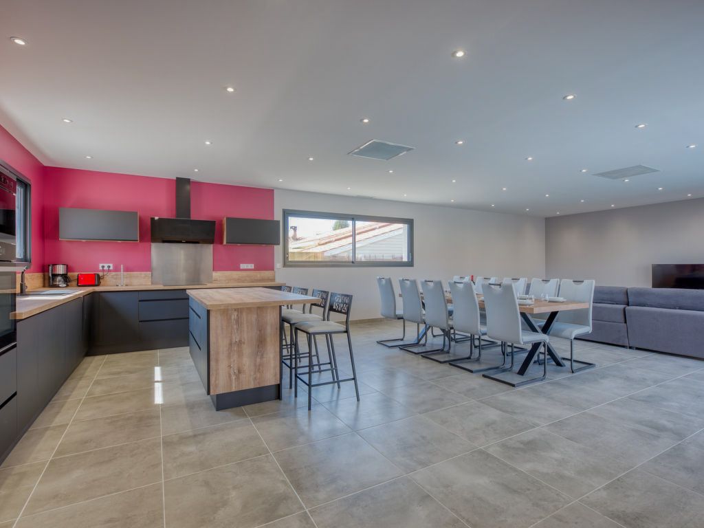 Maison Coloree Aquitaine Olivers Travels 3