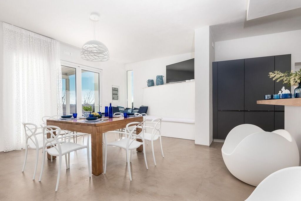 Trullo Poesia Puglia Olivers Travels 4