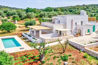 Masseria Peroni Puglia Olivers Travels 1