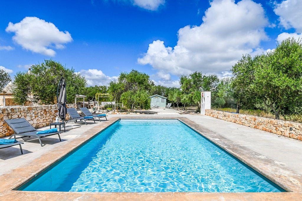 Trullo Iduna Puglia Olivers Travels 2