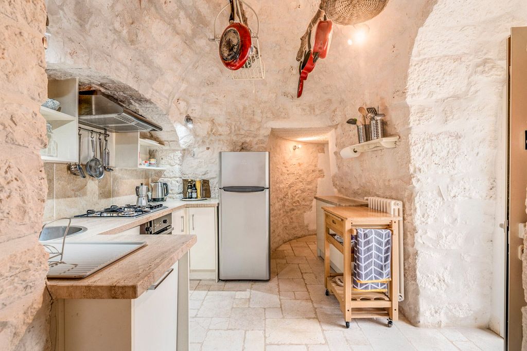 Trullo Iduna Puglia Olivers Travels 4