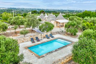 Trullo Iduna Puglia Olivers Travels 1