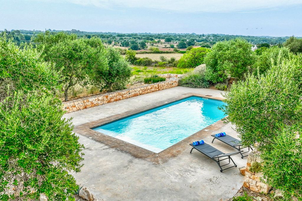 Trullo Iduna Puglia Olivers Travels 5
