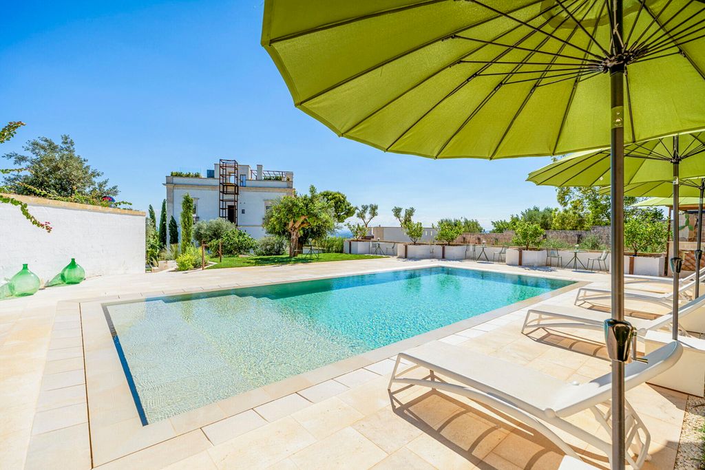 Palazzo Massafra Puglia Olivers Travels 2