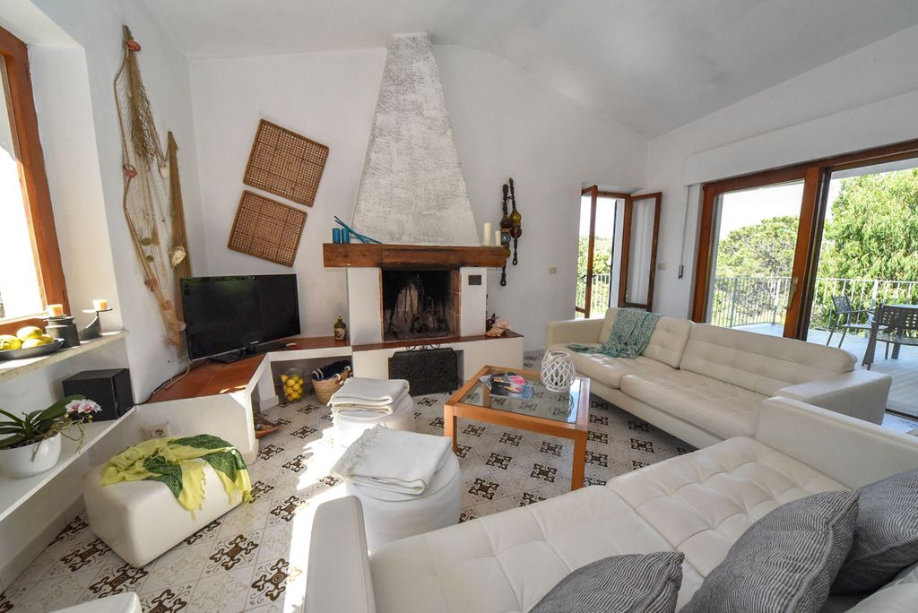 Villa Livorno Tuscany Olivers Travels 3