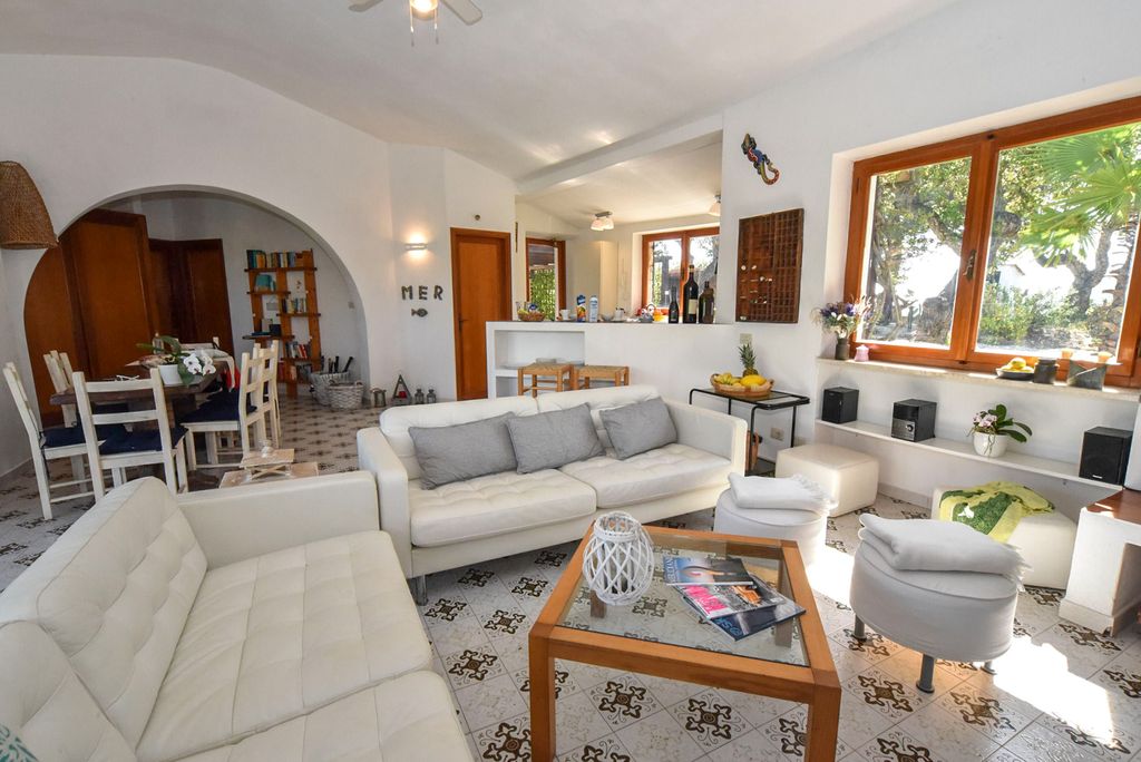 Villa Livorno Tuscany Olivers Travels 4