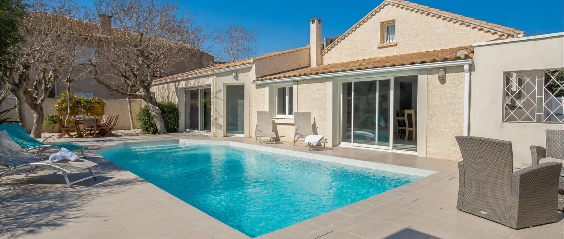 001 villa du littoral languedoc south of france olivers travels desktop center