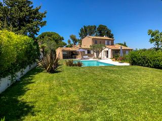 Maison Maxime French Riviera Olivers Travels 1