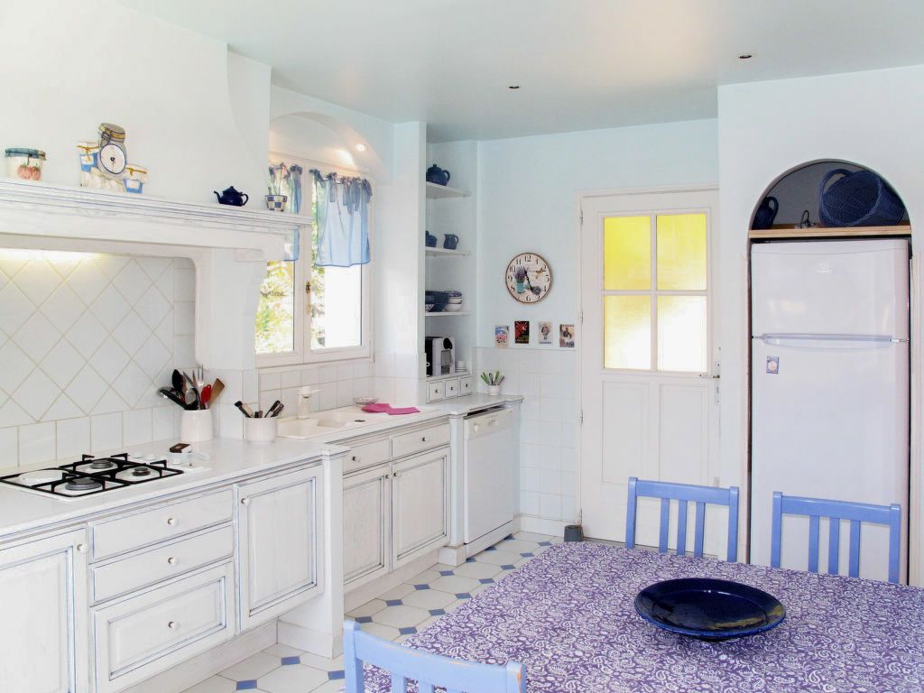 Maison Bonheur Provence Olivers Travels 4
