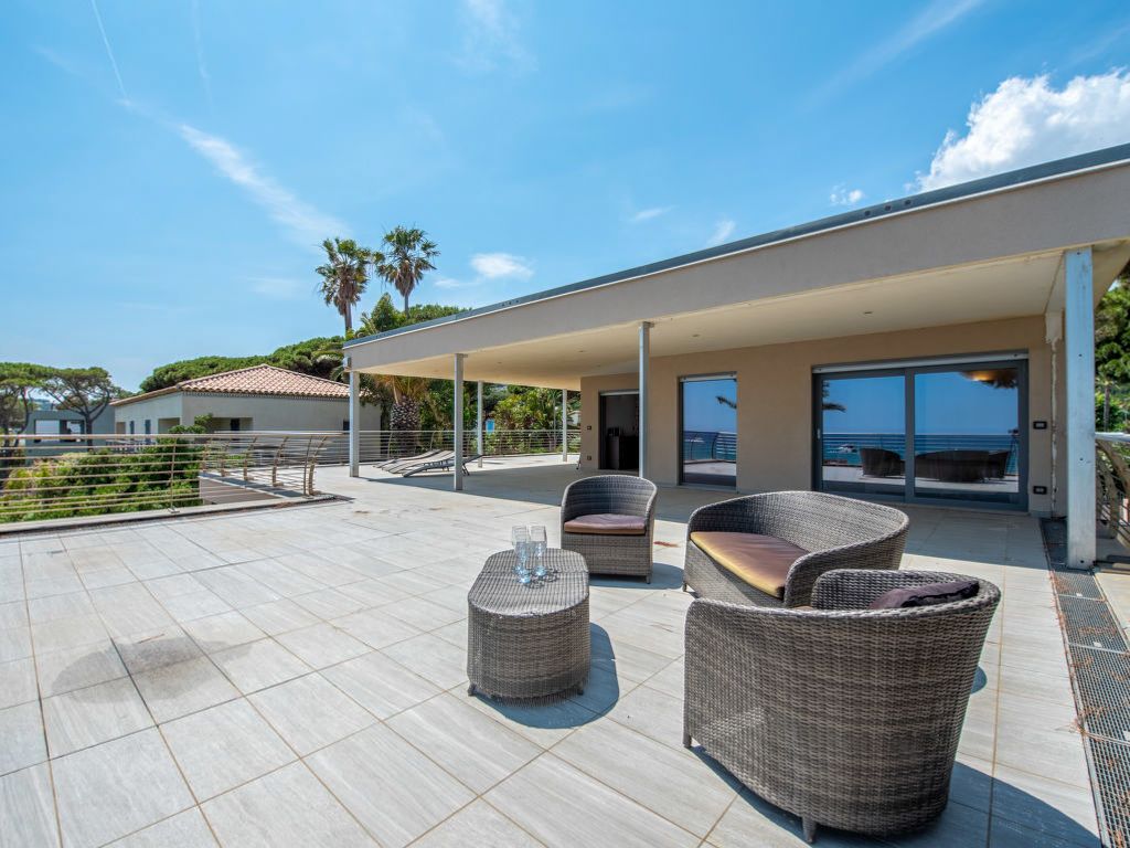 Villa Cotiere French Riviera Olivers Travels 2