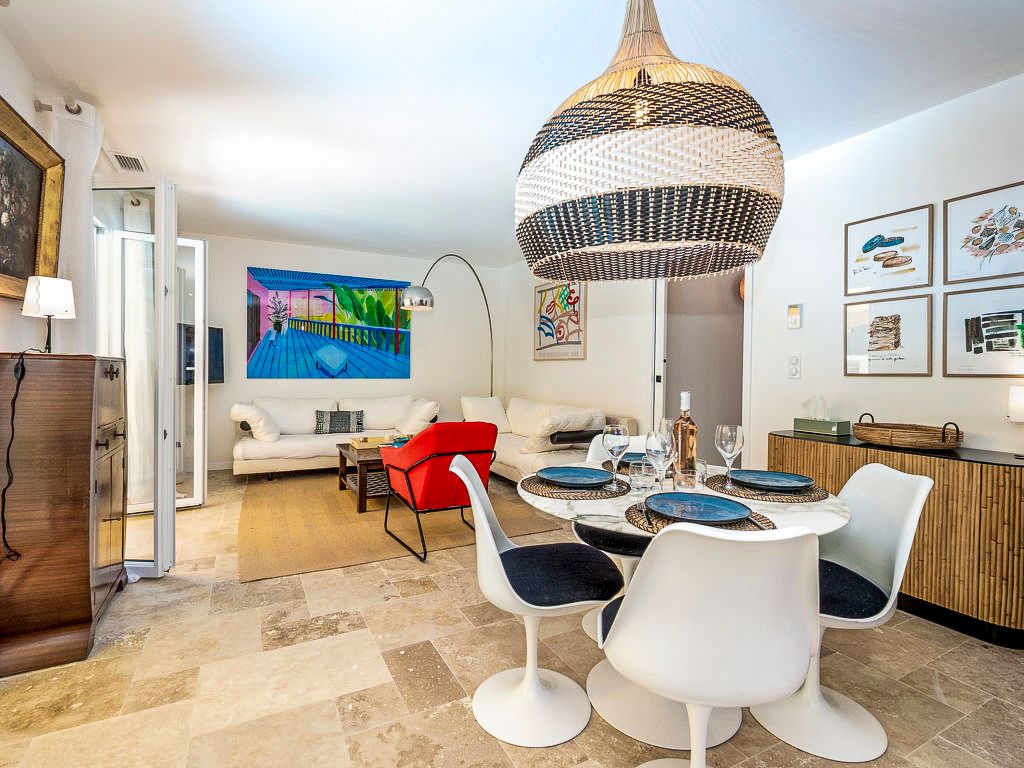 Maison Eclatante French Riviera Olivers Travels 4