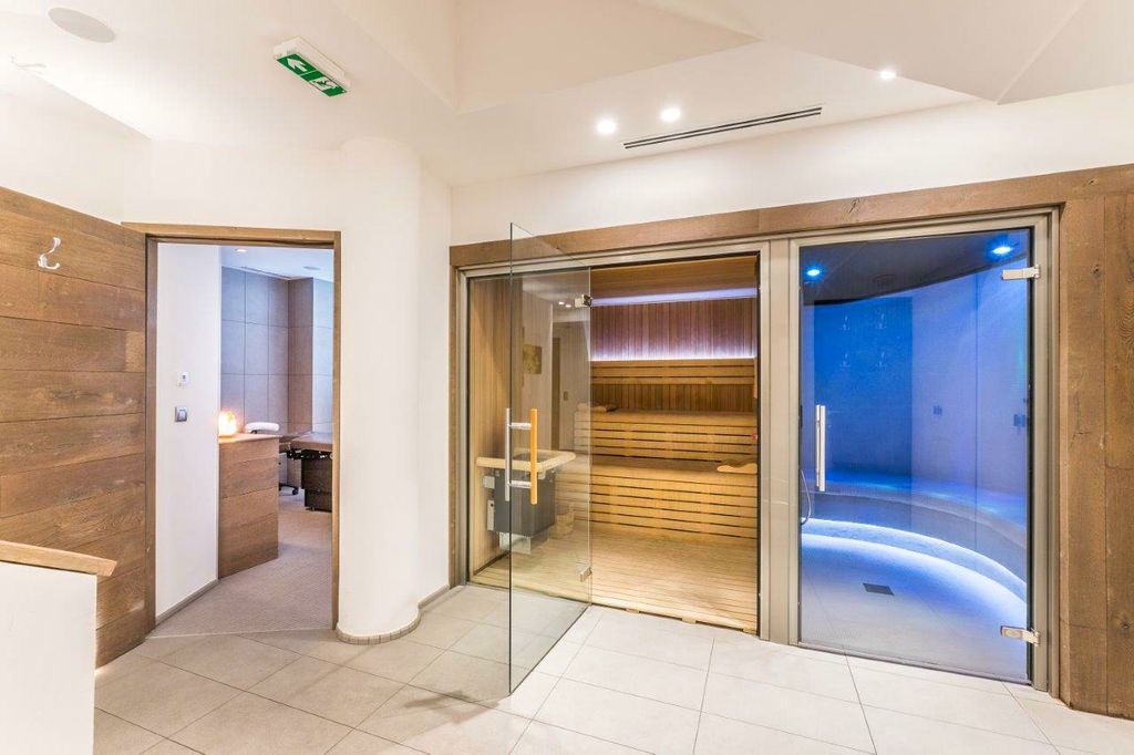 Apartment Ibex 4 Meribel Olivers Travels 5