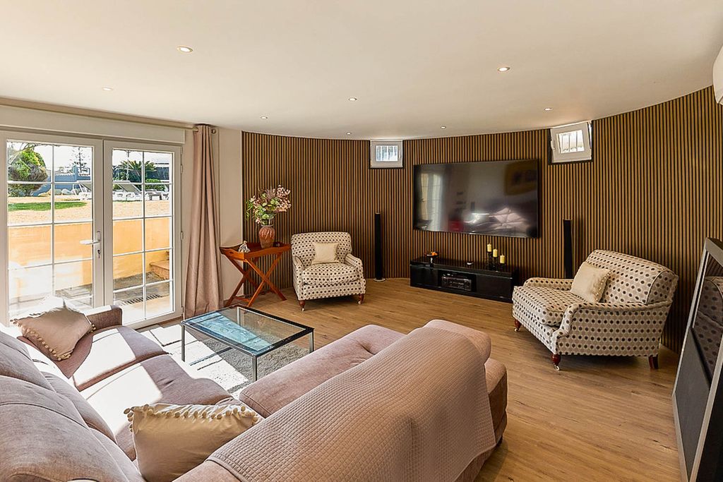 Boutique Alicante Spain Costa Blanca Olivers Travels 5