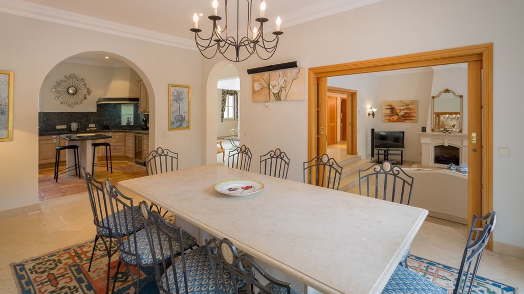 Valley Estate ValeDoLobo Olivers Travels 4