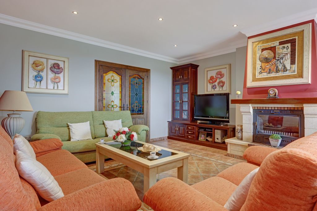 Villa Jaimesol Costa del Sol Olivers Travels3