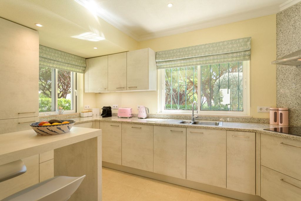 Villa Cheia ValeDoLobo Olivers Travels 5