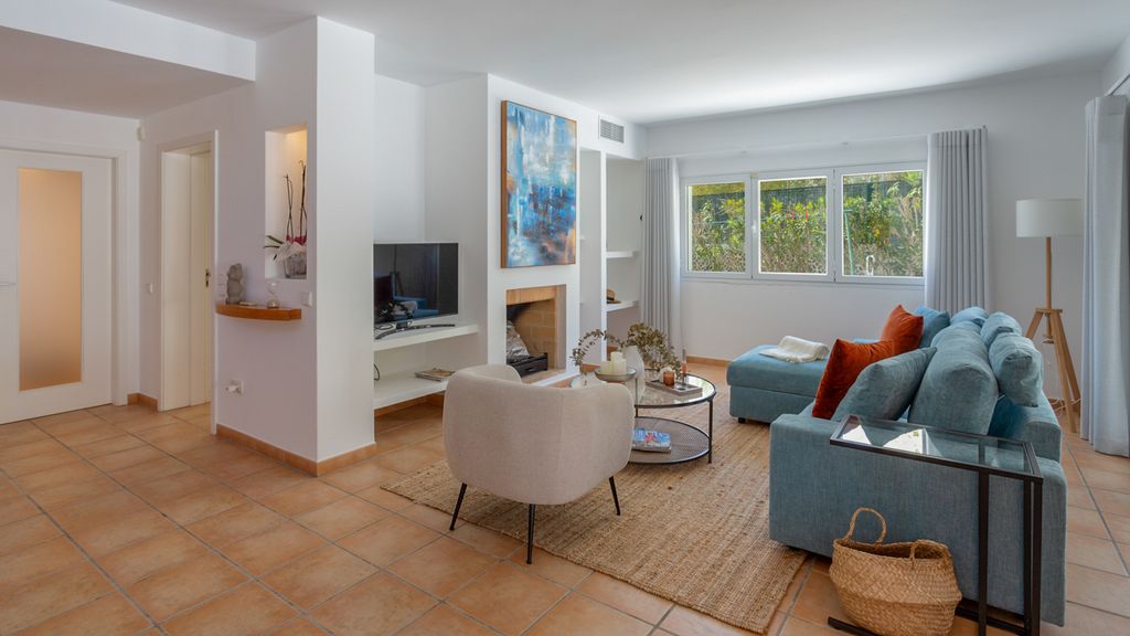 Casa Gato Almancil Olivers Travels 3