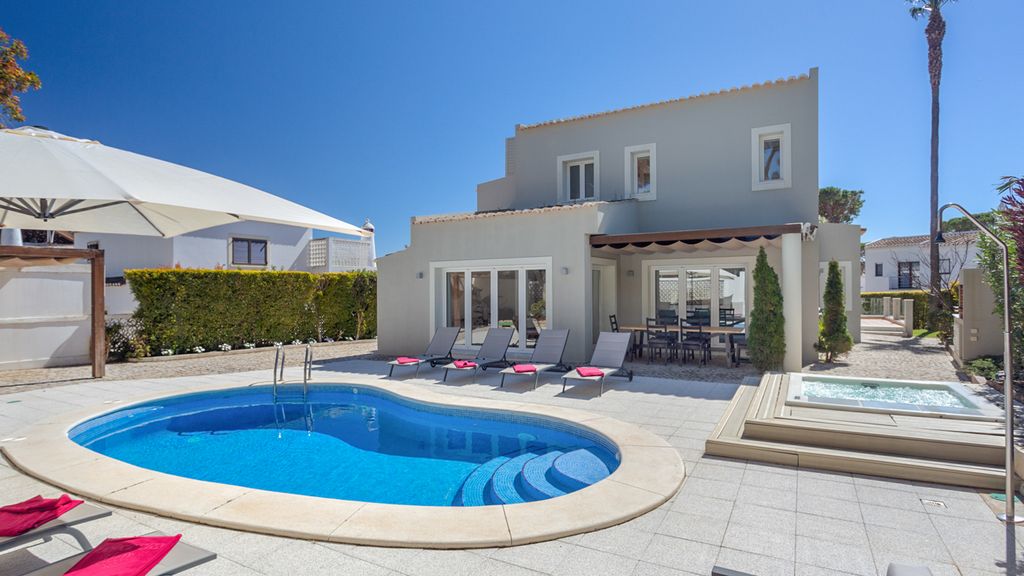 Casa Gato Almancil Olivers Travels 1