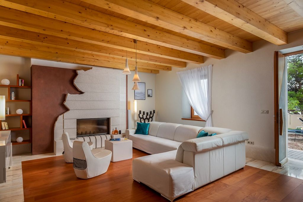 Villa Toranj Damatia Coast Olivers Travels 3