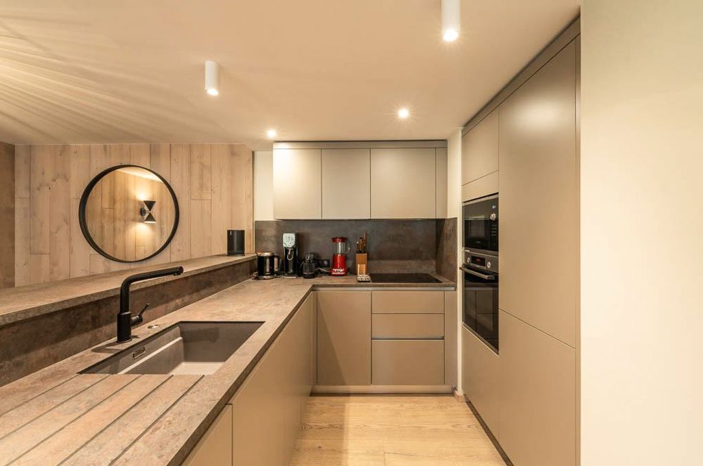 Apartment le Praz 3 Courchevel Olivers Travels 5