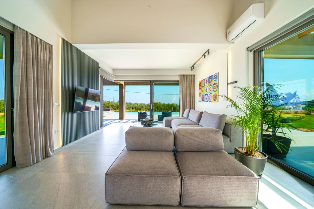 Villa Drogo Crete Olivers Travels 3