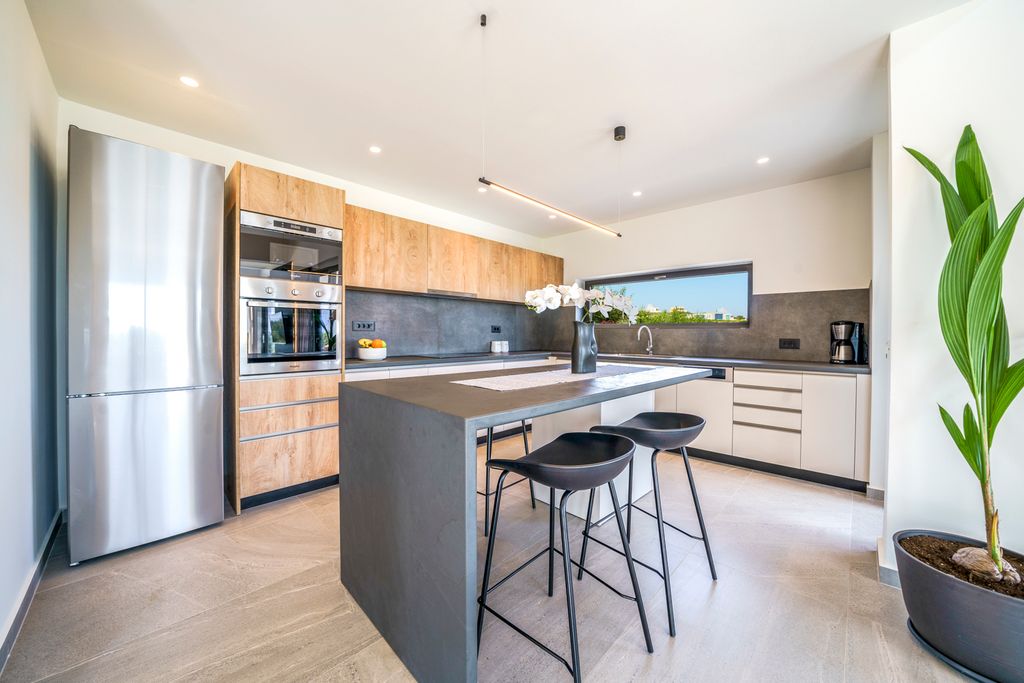 Villa Drakon Crete Olivers Travels 4
