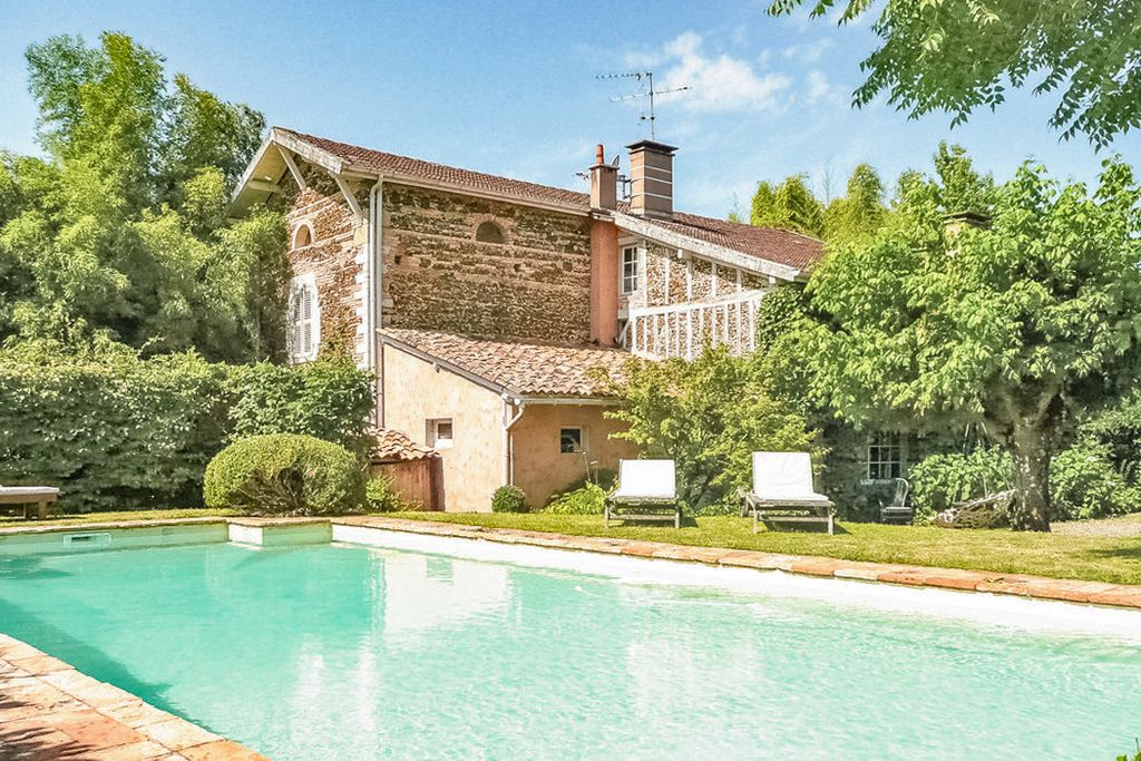 Villa Caractere Aquitaine SouthOfFrance OliversTravels 2