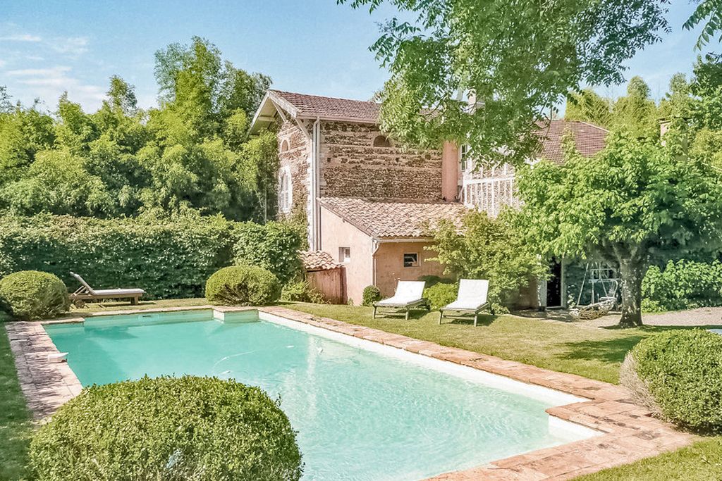 Villa Caractere Aquitaine SouthOfFrance OliversTravels 3