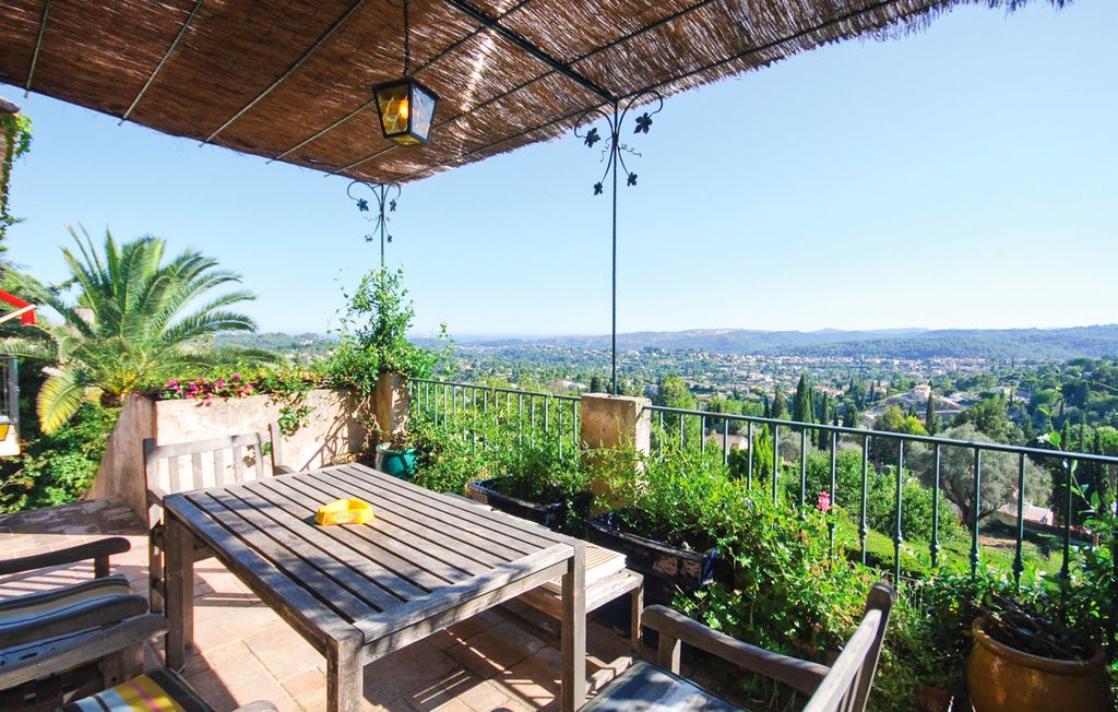 Maison Verte French Riviera Olivers Travels 5