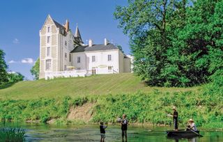 Chateau de l Estuaire Loire Olivers Travels 1