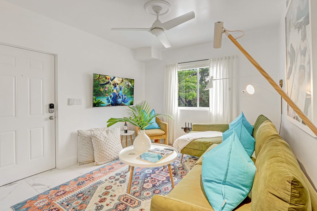 Wynwood Apartment Miami Olivers Travels 2