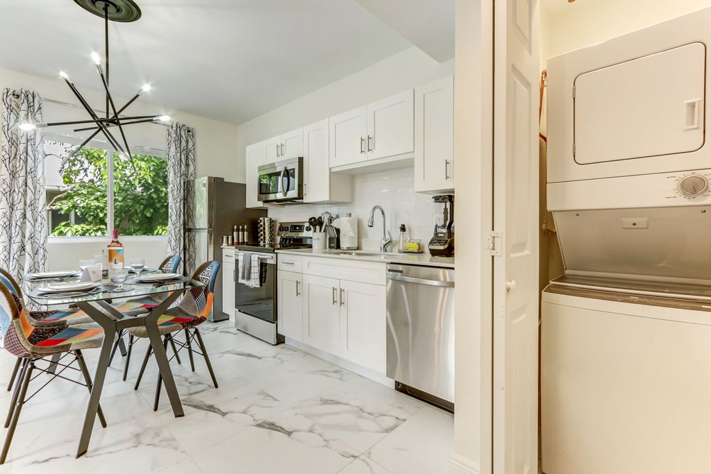 Apartment Beverly Miami Olivers Travels 4