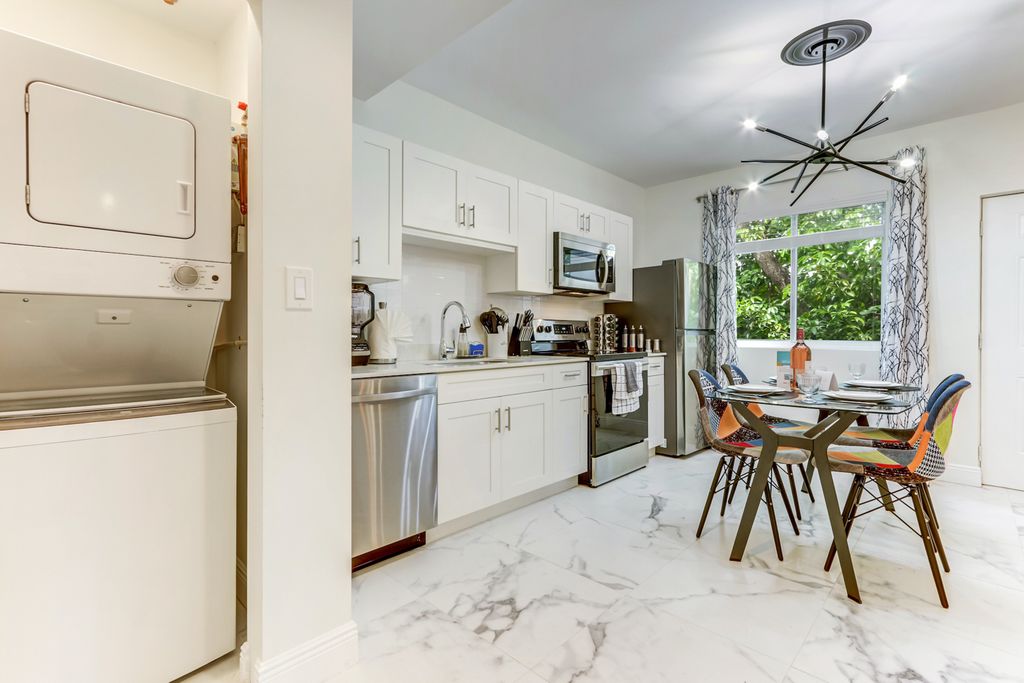 Apartment Artease Miami Olivers Travels 4
