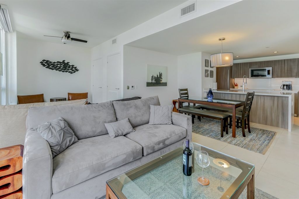 Apartment Dale Fort Laurderdale Olivers Travels 4