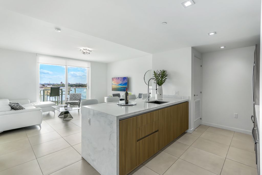 Apartment Riomar Fort Lauderdale Olivers Travels 3