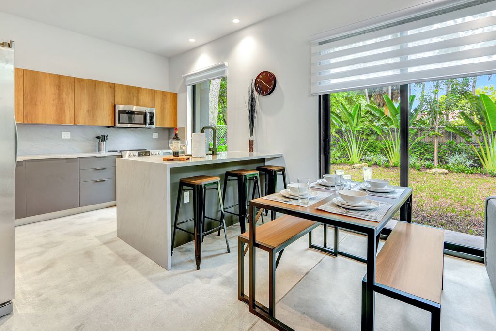 Westview House Miami Olivers Travels 3