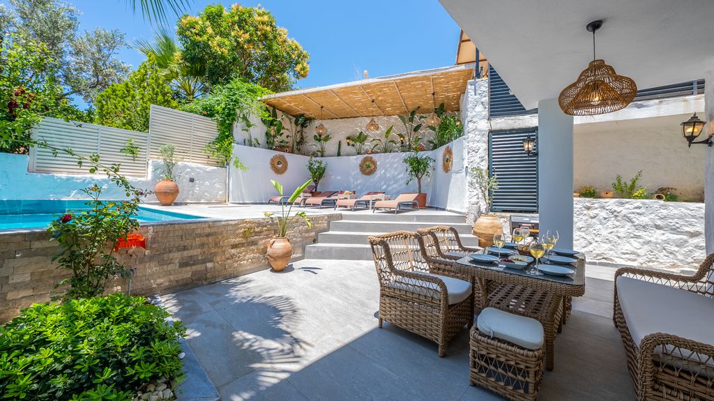 Villa Aysegul Kalkan Olivers Travels 7