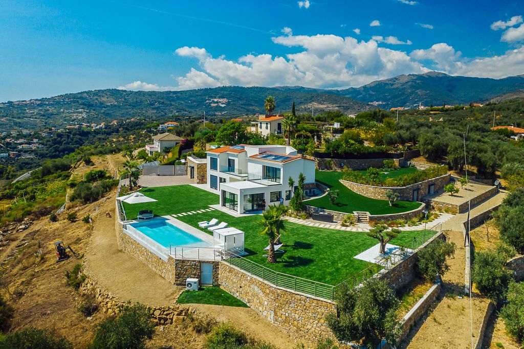 La Terrazza Sul Mare Liguria Olivers Travels 1