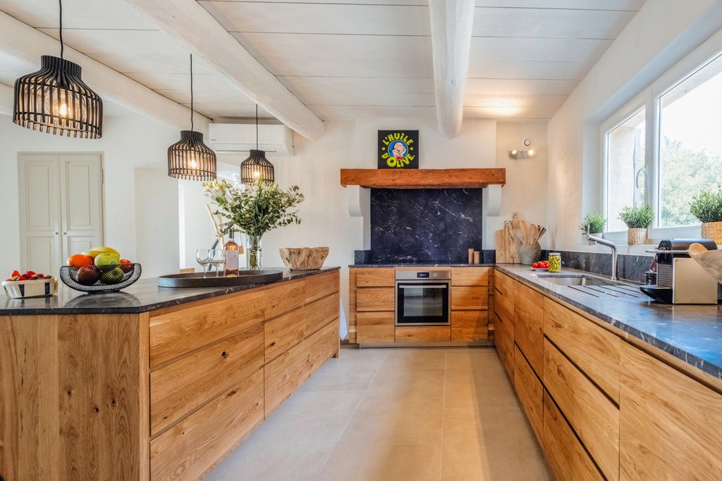 Maison De Bois Provence Olivers Travels 5