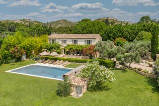 Maison De Bois Provence Olivers Travels 1
