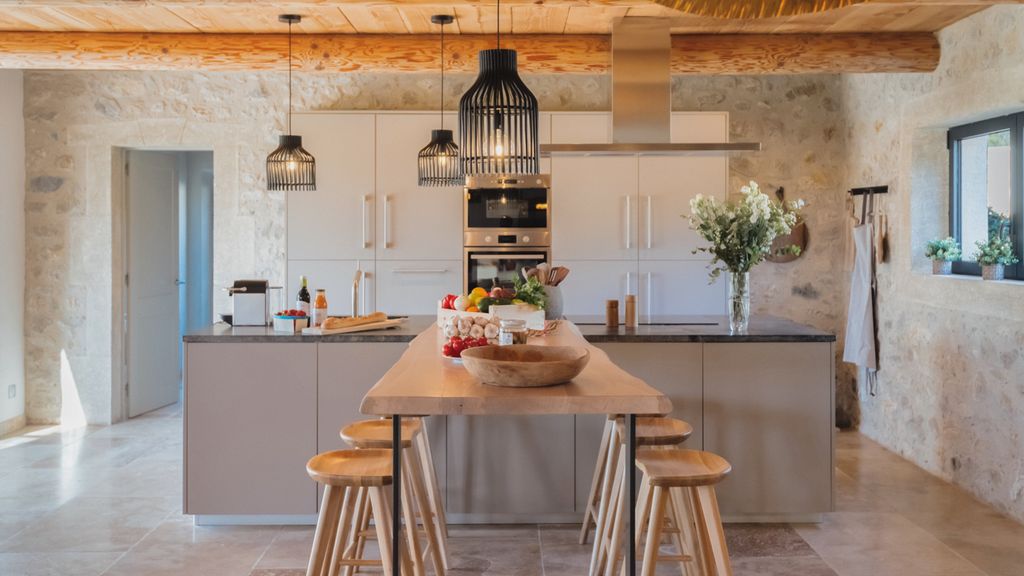 Maison De Marbre Provence Olivers Travels 5